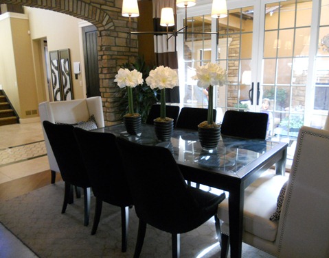 Lovely Dining Room 1